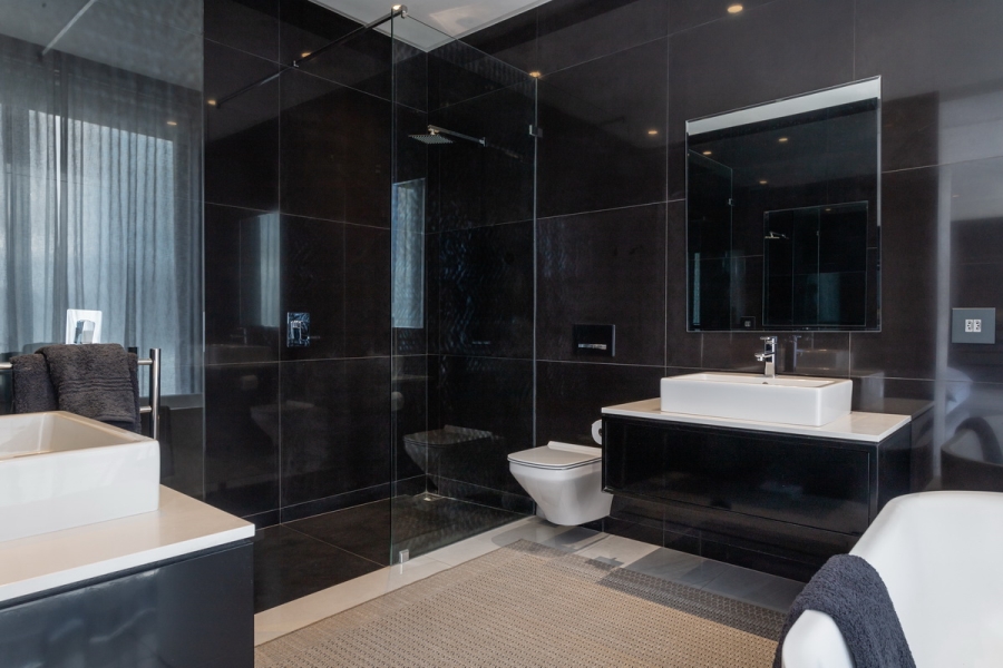 6 Bedroom Property for Sale in Bantry Bay Western Cape